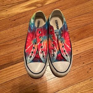 Tye-Dye Low-Top Converse
